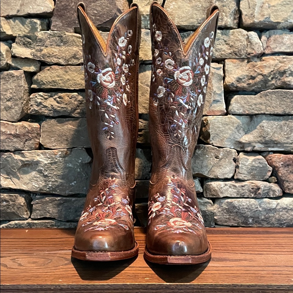 Shyanne Women’s Maisie Floral Embroidered Western Leather Boots - Picture 2 of 6